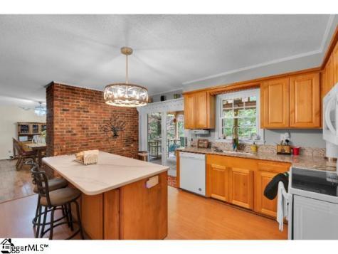 117 Martin Lane Cowpens SC 29330