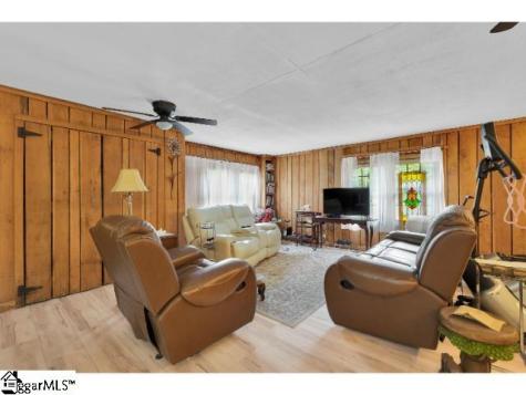 117 Martin Lane Cowpens SC 29330