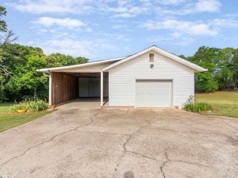 5741 Highway 357 Campobello SC 29322
