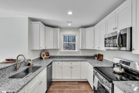 402 Woodland Circle Belton SC 29627