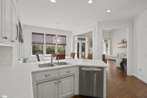 110 E Hypericum Lane Greenville SC 29615