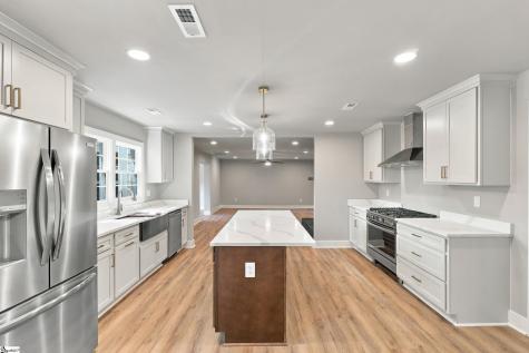 202 Dove Tree Road Greenville SC 29615
