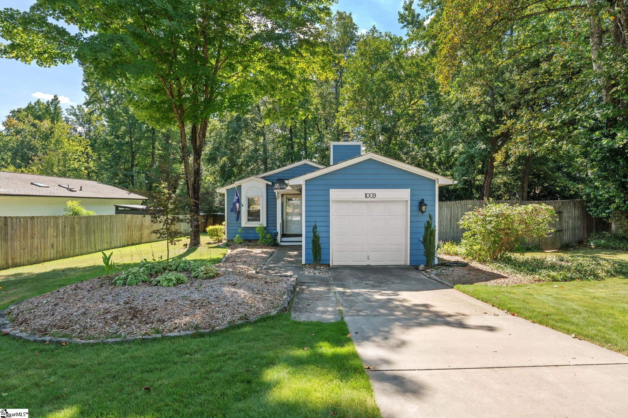 1009 Summit Drive Greenville SC 29609