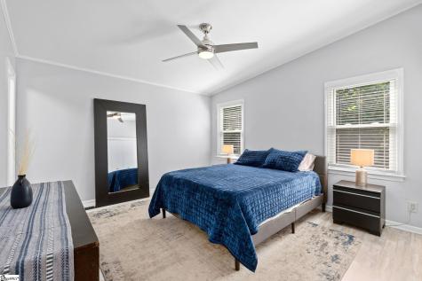 1009 Summit Drive Greenville SC 29609