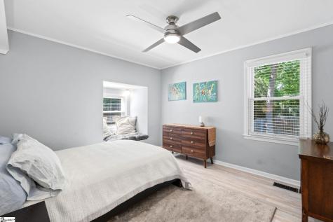 1009 Summit Drive Greenville SC 29609