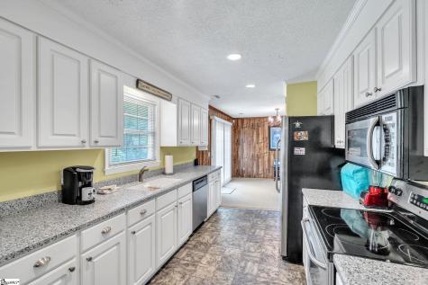 334 Deepwater Road Union SC 29379
