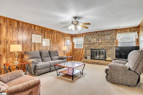 334 Deepwater Road Union SC 29379