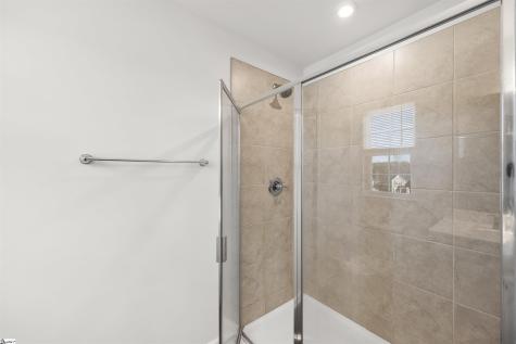 8 Wiltshire Circle Easley SC 29642