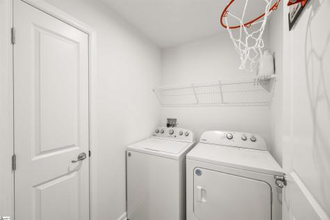 8 Wiltshire Circle Easley SC 29642