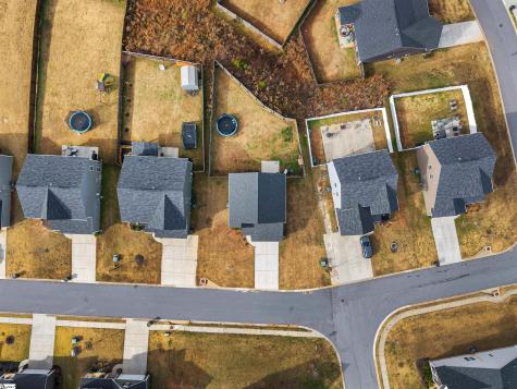 8 Wiltshire Circle Easley SC 29642