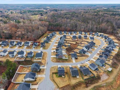 8 Wiltshire Circle Easley SC 29642