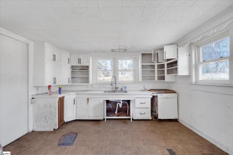 705 Old Seneca Road Central SC 29630