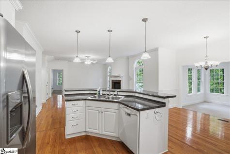 4 Boatswain Way Salem SC 29676