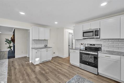 6012 State Park Road Travelers Rest SC 29690