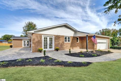6012 State Park Road Travelers Rest SC 29690