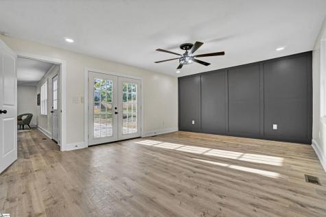 6012 State Park Road Travelers Rest SC 29690