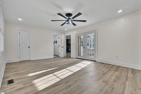 6012 State Park Road Travelers Rest SC 29690