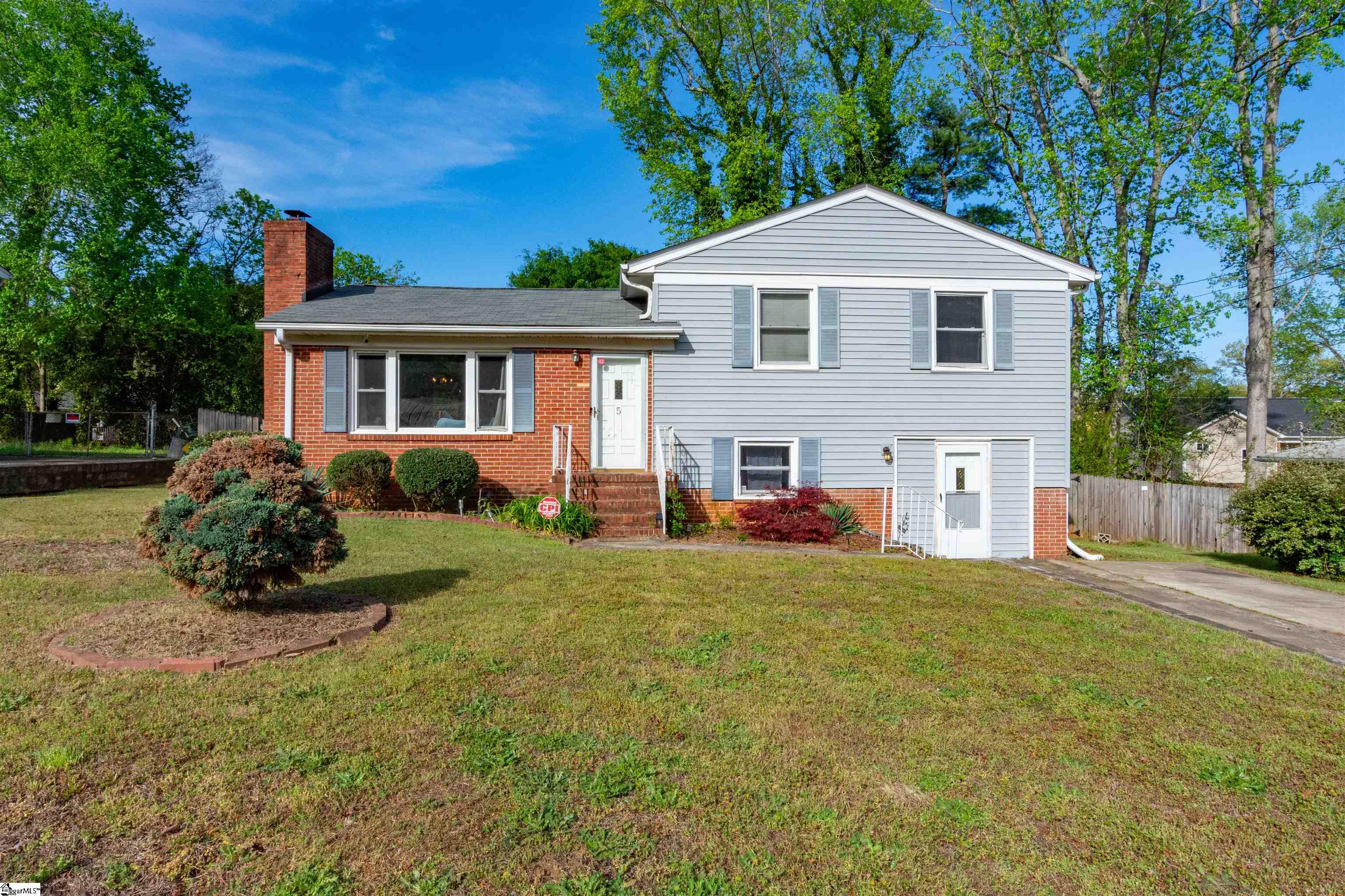 5 Pinefield Drive Greenville SC 29605