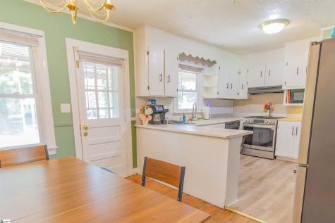 5 Pinefield Drive Greenville SC 29605