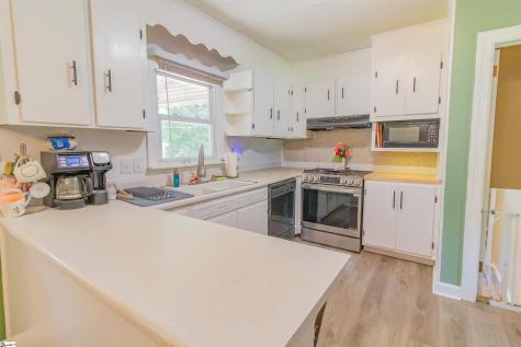 5 Pinefield Drive Greenville SC 29605
