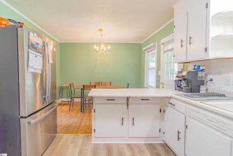 5 Pinefield Drive Greenville SC 29605