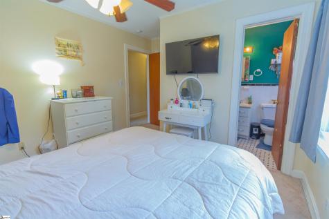 5 Pinefield Drive Greenville SC 29605
