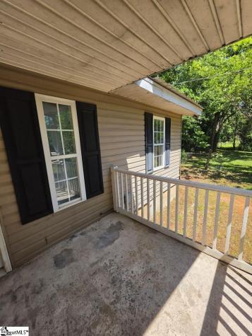 6 S Chastain Drive Greenville SC 29617