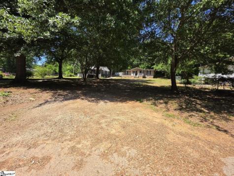 6 S Chastain Drive Greenville SC 29617