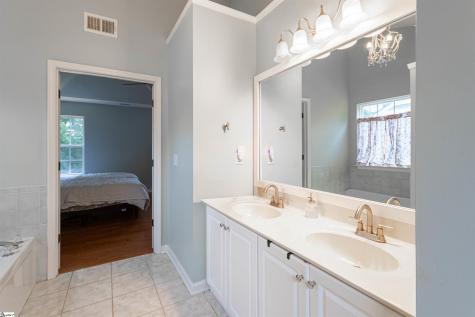 616 Fairview Lake Way Simpsonville SC 29680