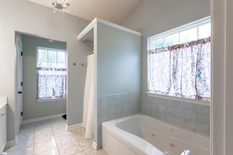 616 Fairview Lake Way Simpsonville SC 29680