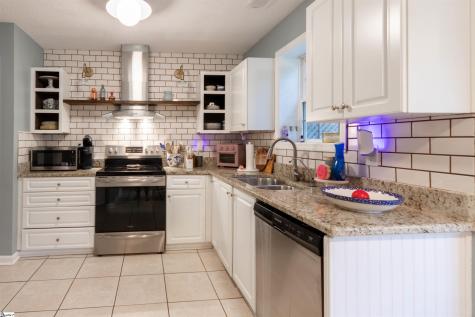 616 Fairview Lake Way Simpsonville SC 29680