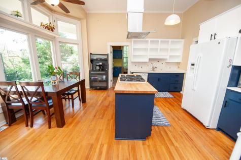 447 N Washington Street Rutherfordton NC 28139