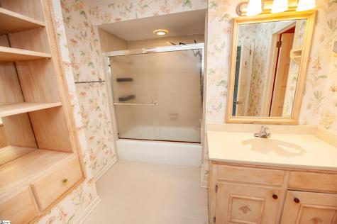 447 N Washington Street Rutherfordton NC 28139