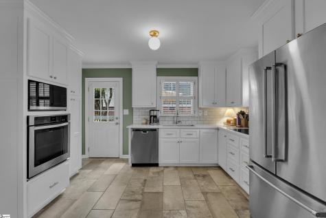 15 Cammer Avenue Greenville SC 29605