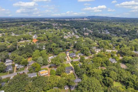 15 Cammer Avenue Greenville SC 29605