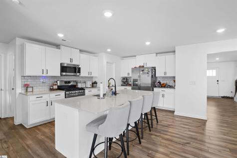 1242 Kilead Court Boiling Springs SC 29316