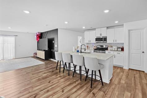 1242 Kilead Court Boiling Springs SC 29316