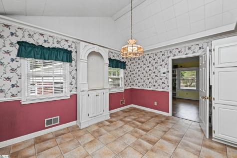 221 Lowndes Avenue Greenville SC 29607