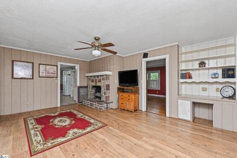 221 Lowndes Avenue Greenville SC 29607
