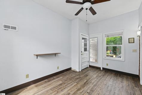 221 Lowndes Avenue Greenville SC 29607