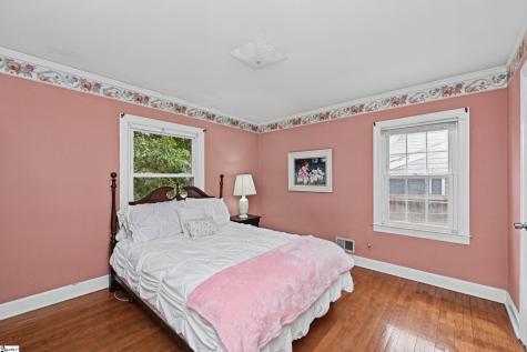 221 Lowndes Avenue Greenville SC 29607
