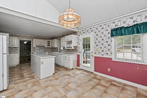 221 Lowndes Avenue Greenville SC 29607