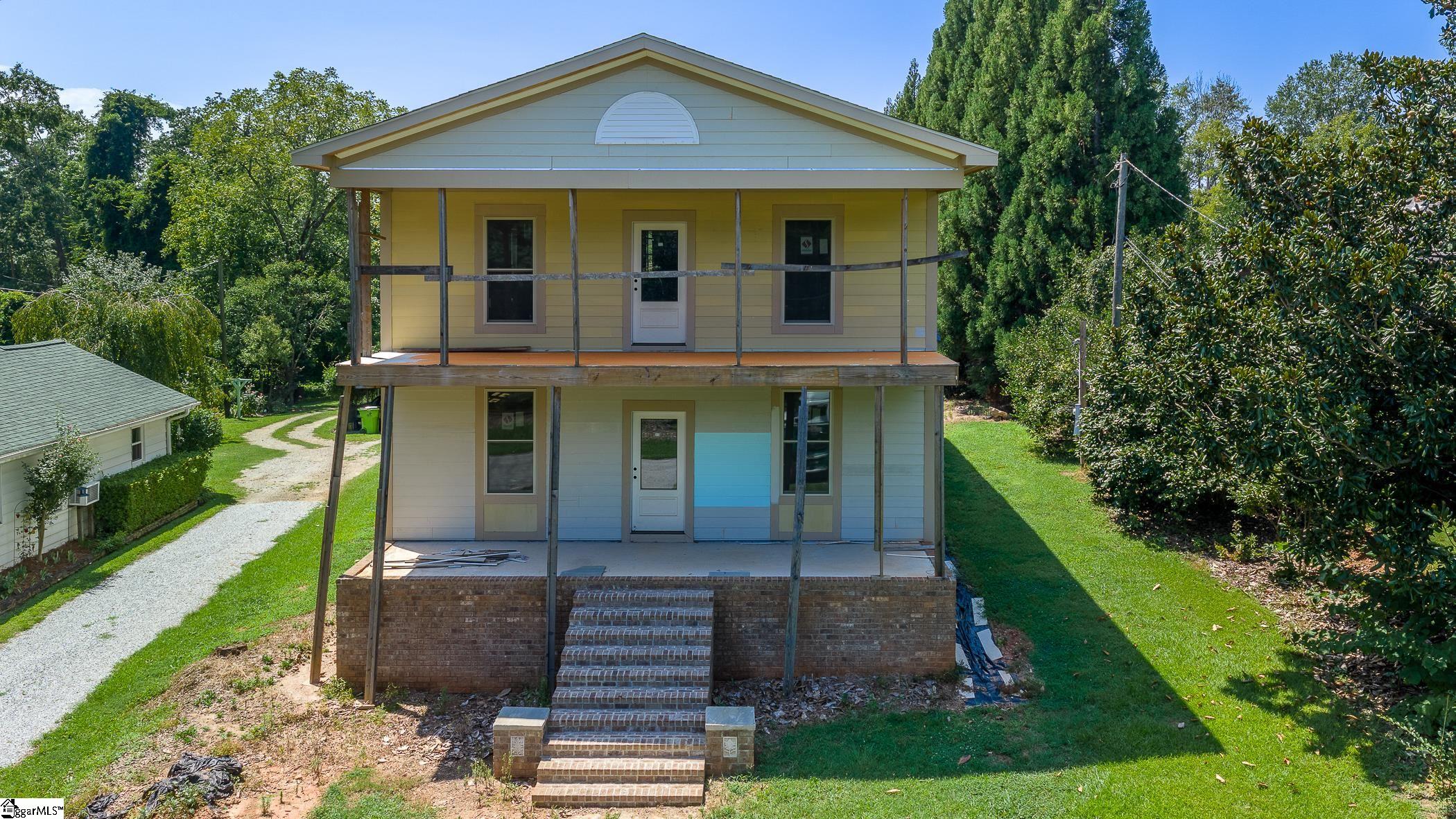 128 S Howard Avenue Landrum SC 29356
