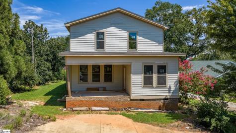 128 S Howard Avenue Landrum SC 29356