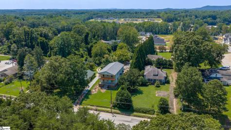128 S Howard Avenue Landrum SC 29356