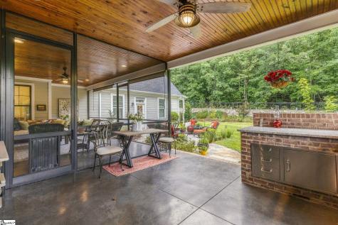 13 Pinerock Drive Travelers Rest SC 29690