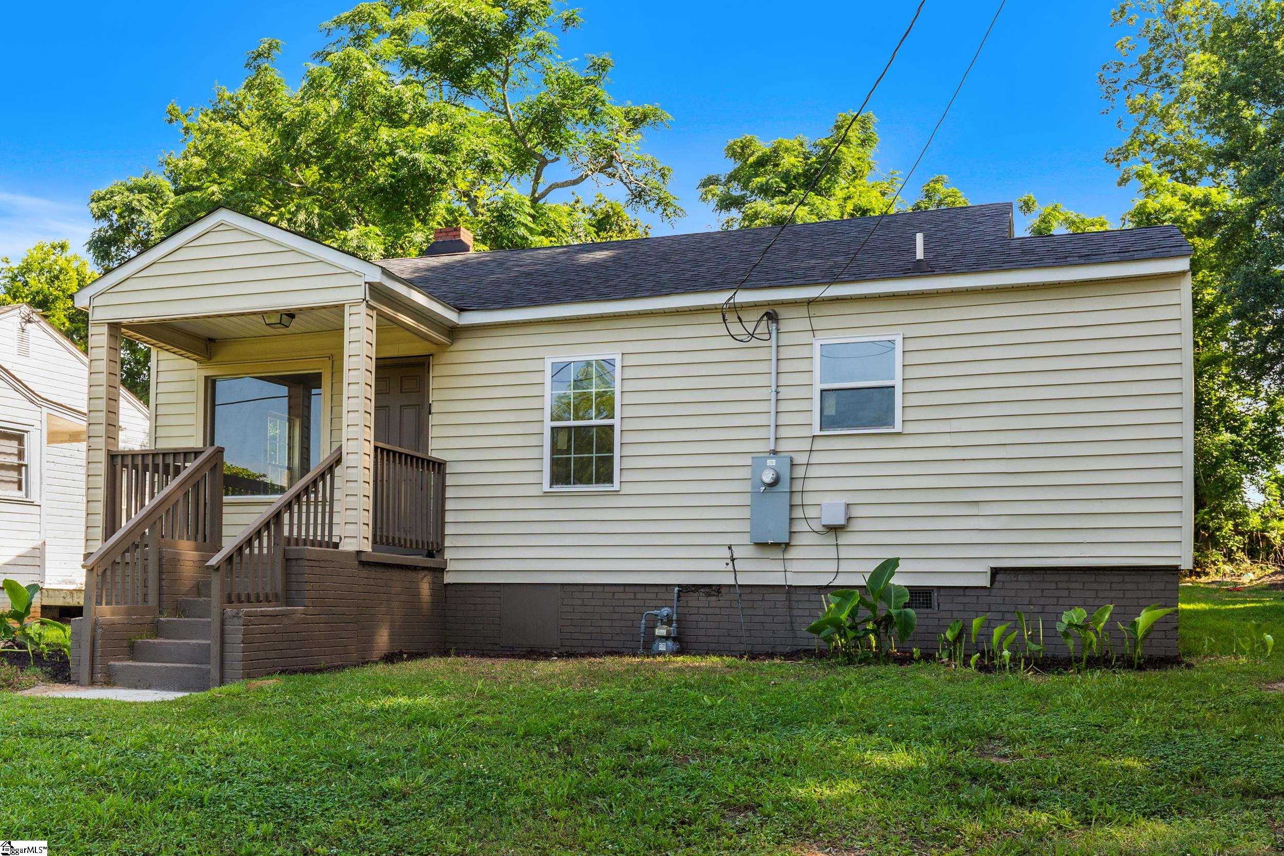 313 Hugh Street Anderson SC 29624