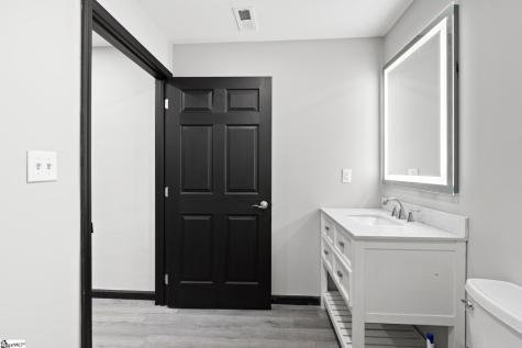 327 W Main Street Clinton SC 29325