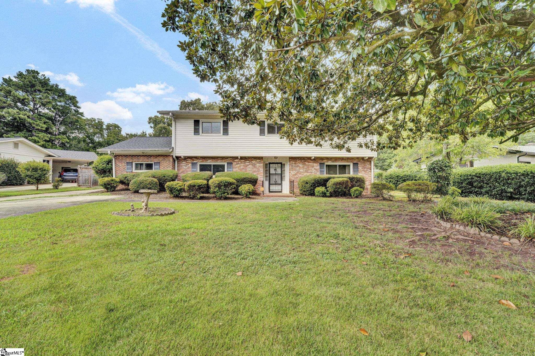 19 Vicki Circle Greenville SC 29615
