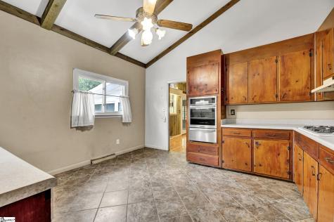 19 Vicki Circle Greenville SC 29615